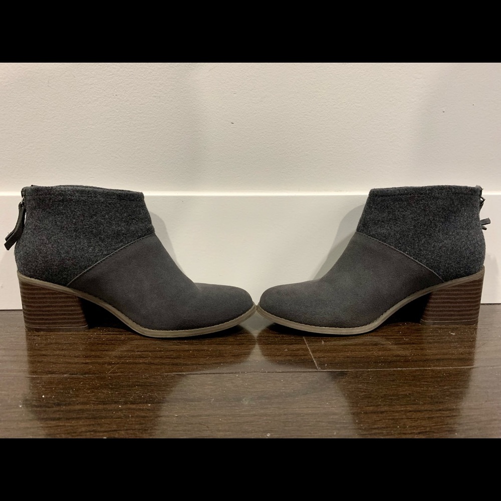 Toms Lacey Ankle Boots in Forged Iron Suede / Felt Mix (Gray)